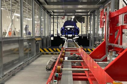 Εργοστάσιο κατασκευής αυτοκινήτων στη Γερμανία