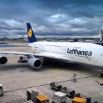 Αεροπλάνο της Lufthansa σε αεροδρόμιο της Γερμανίας