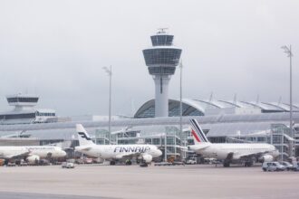 Αεροπλάνα στο αεροδρόμιο του Μονάχου