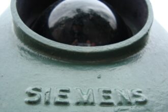 Η Siemens μειώνει προσωπικό: Περικοπές θέσεων και αναταραχή στους εργαζομένους