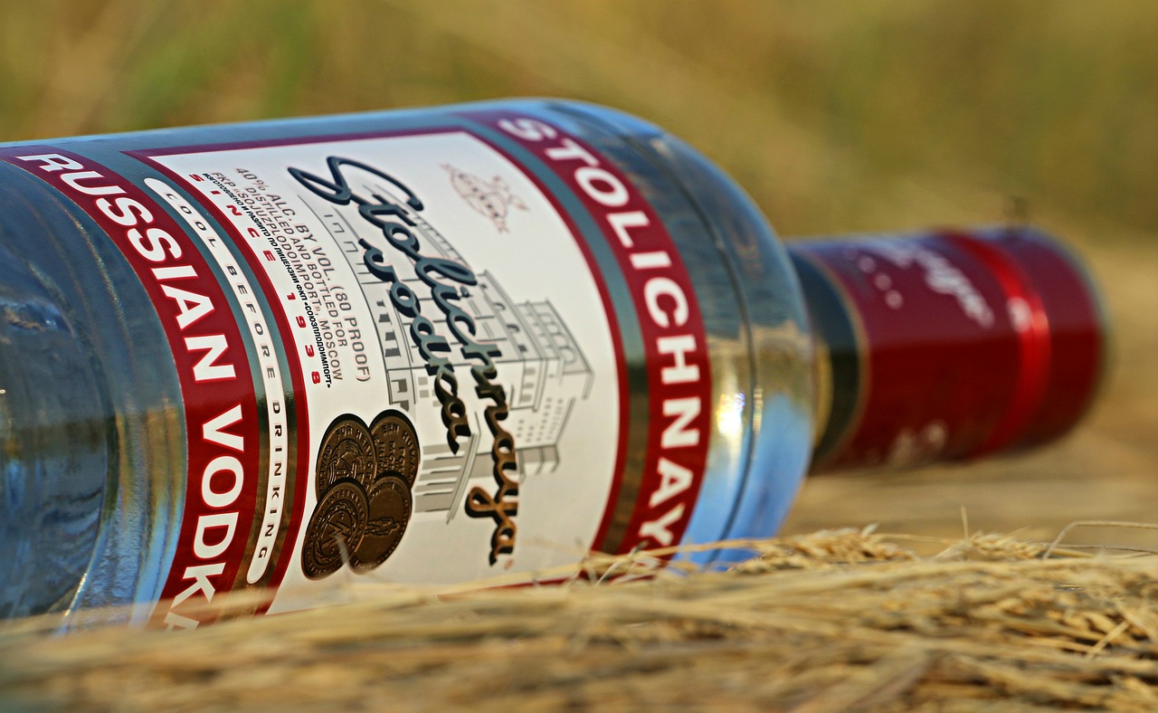 Μπουκάλι βότκα Stolichnaya από τη Ρωσία