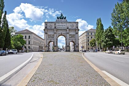 Corso Leopold street festival on Munich’s Leopoldstraße