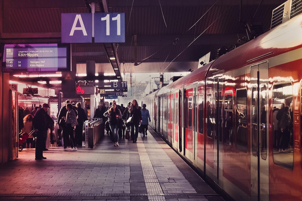 Passengers waiting at a German train station during cancellations between Hamburg and Berlin