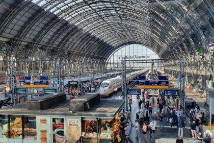 Morning rush hour with commuters at Frankfurt Central Station