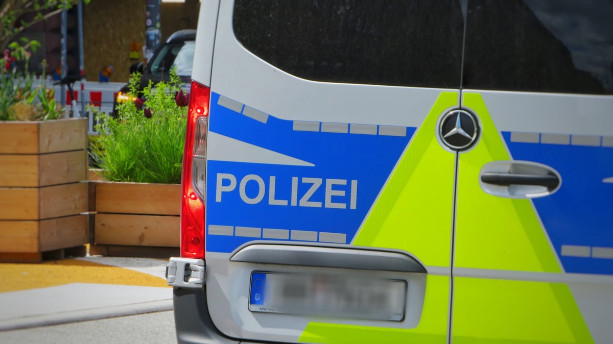 Police secure area after violent incident in Herdecke, North Rhine-Westphalia