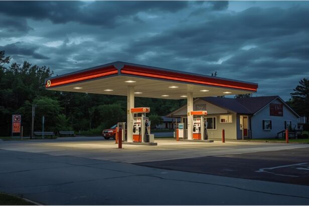 Corner gas station building on Lutzstraße in Munich-Laim