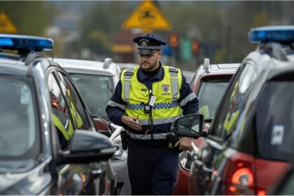 German federal police display seized weapons found during border inspections